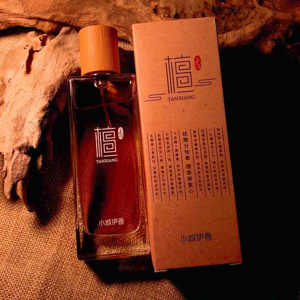 Premium Tam Dao Sandalwood Essence